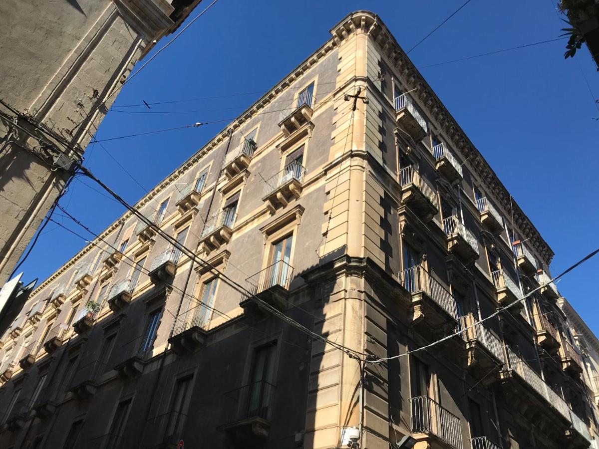 Aita Domus Apartment Катания Екстериор снимка